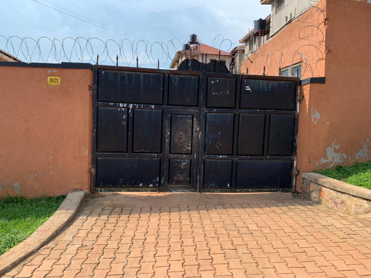 Lark Suites -Bukoto Kampala Eksteriør billede