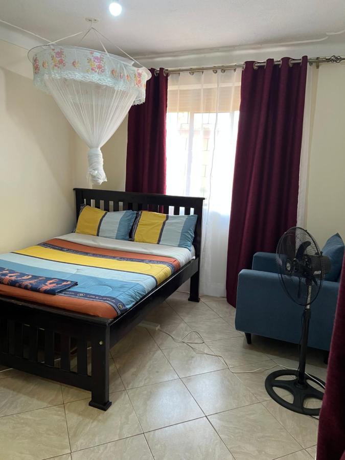 Lark Suites -Bukoto Kampala Eksteriør billede